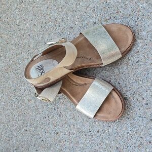 Sofft Bali Platino Gold Sandals Size 11